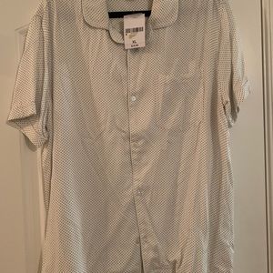 Forever 21 polka dot shirt